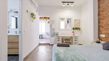 5 dormitorios, escritorio, wifi gratis