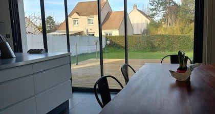 Maison à la Baule, 5 Pieces 3 Chambres. Centre et Plage à Pied. Proche Gare