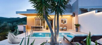 Olive Garden Cottage with Heated Pool