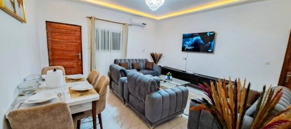 تناول الطعام