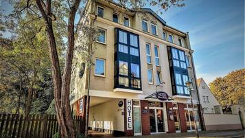 Fachada de la propiedad