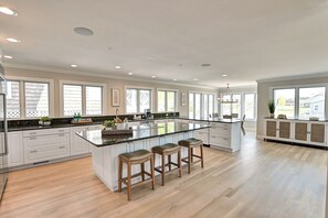 Fridge, microwave, oven, stovetop - The Crown Jewel of Bethany Beach! Sleeps 23 | 9 bed, 12 bath, East of Rt 1 and close to all Bethany has to offer, Beach, Restaurants, Shops & Entertainment! (Bethany Beach)