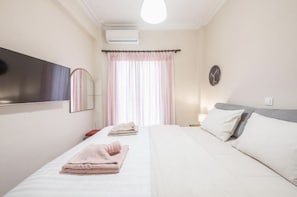 2 habitaciones, tabla de planchar con plancha, wifi y ropa de cama 
