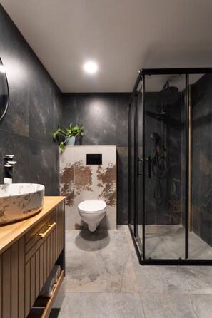 Kostenlose Toilettenartikel, Haartrockner