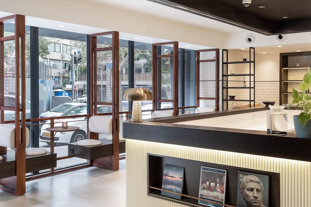 Mulan TLV Hotel
