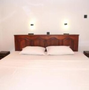 7 chambres, Wi-Fi, draps fournis