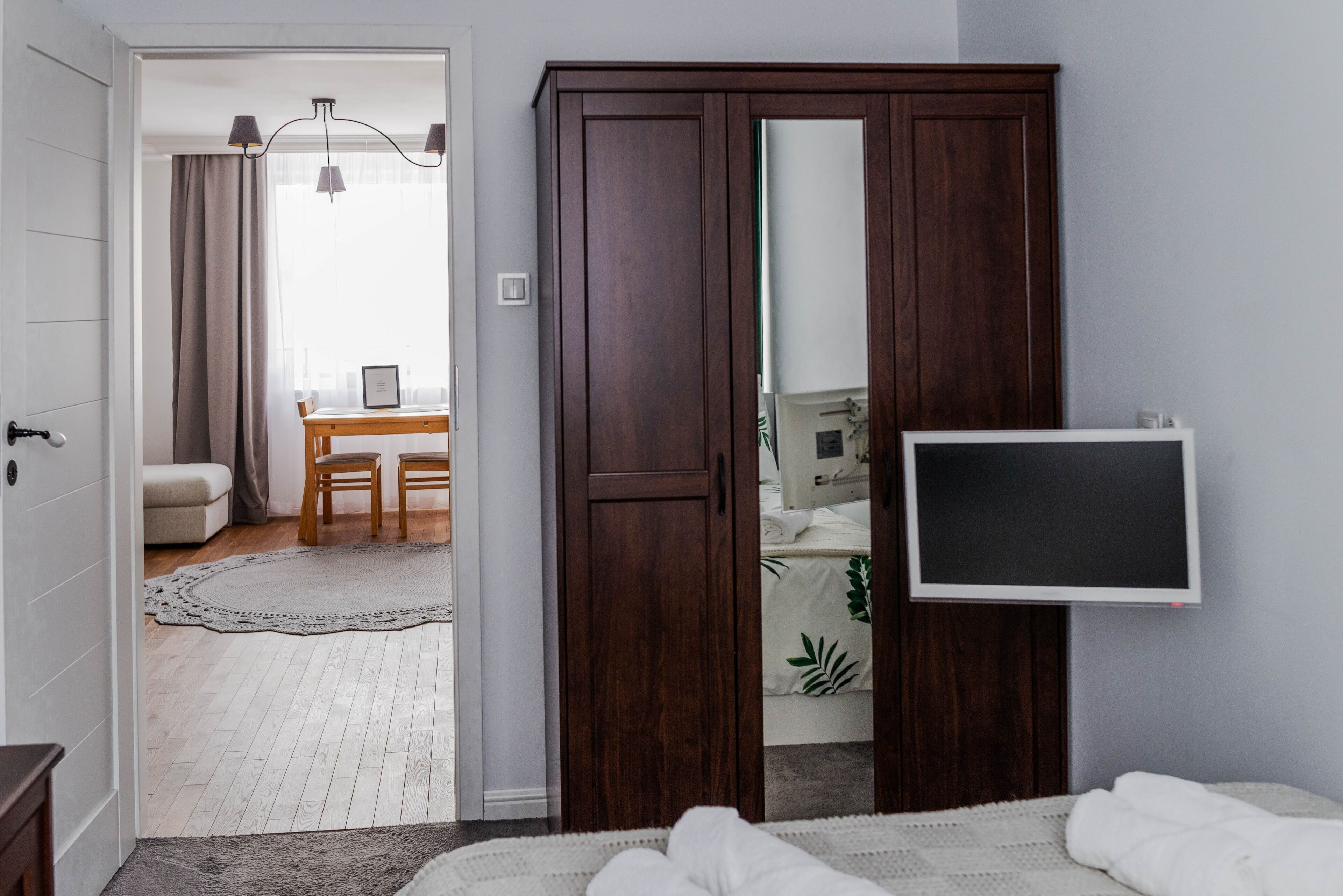 1 bedroom, in-room safe, desk, iron/ironing board