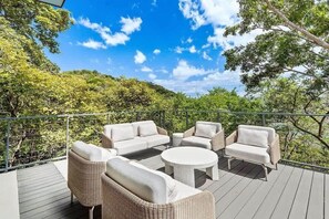 Property grounds - 4-Module Hideaway with Dual-Level Infinity Pool (Liberia)