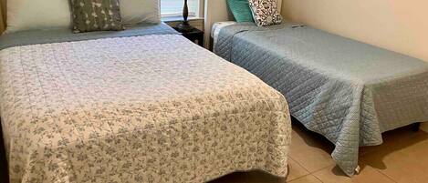 2 Schlafzimmer, Bügeleisen/Bügelbrett, WLAN, Bettwäsche