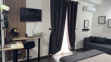 1 chambre, fer et planche Ă repasser, Wi-Fi, draps fournis