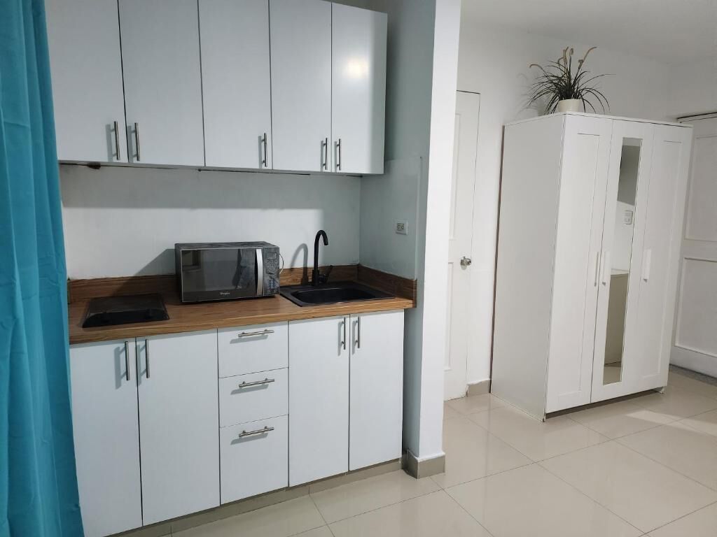 标准开间 | 私人厨房 | 冰箱、厨具/餐具