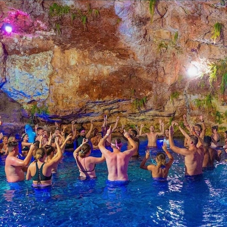 Exploración de cuevas