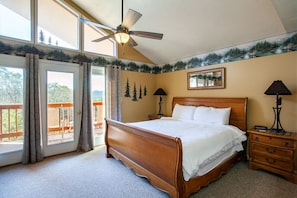 2 bedrooms, desk, free WiFi, bed sheets