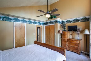 2 Schlafzimmer, Schreibtisch, kostenloses WLAN, Bettwäsche