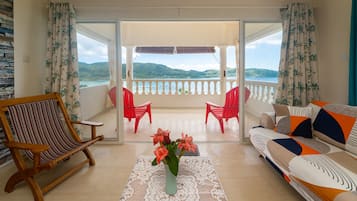 Standard Apartment, Bay View | Balcony