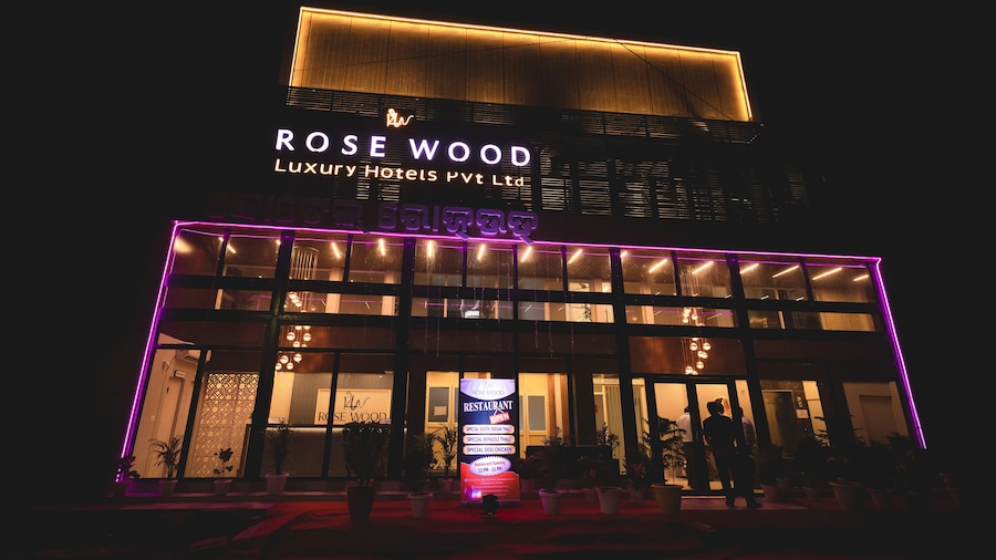 Rosewood Luxury Hotel