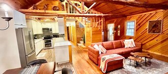 Embers of Cambria - NEW Hot Tub! National parks and Wine Trails - SLEEPS 8