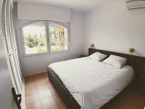 4 Schlafzimmer, Bügeleisen/Bügelbrett, WLAN