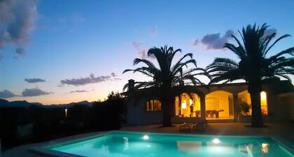 Luxe Vakantievilla met Privé Zwembad Costa Dorada