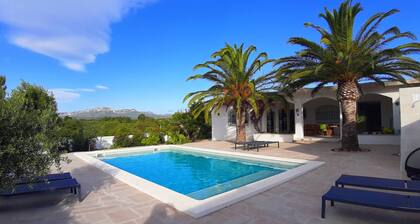 Luxe Vakantievilla met Privé Zwembad Costa Dorada