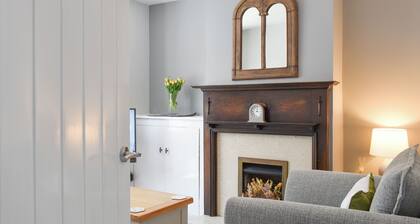 2 bedroom accommodation in Weymouth