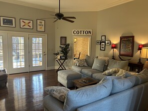 TV - Master's Week Rental- Golf Course View and 22 miles to Augusta National  (Aiken)