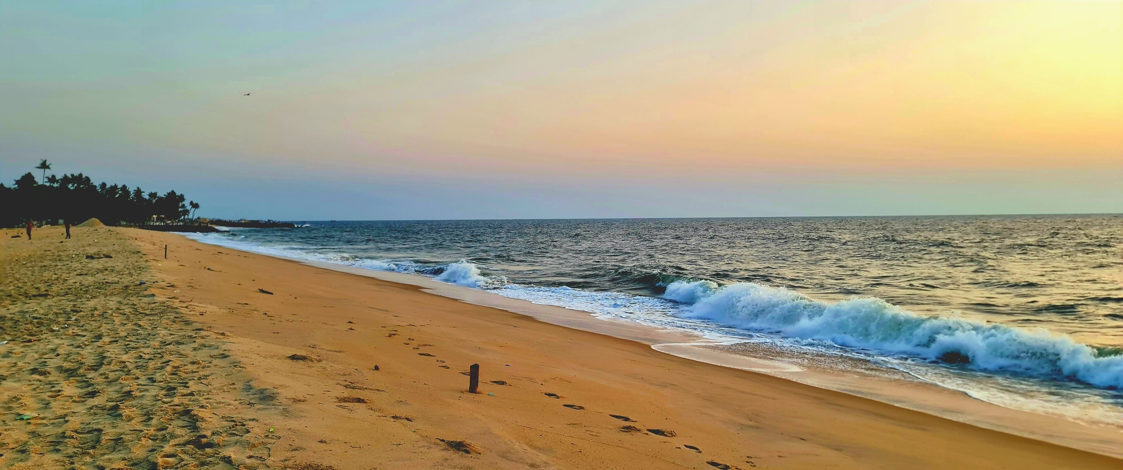 Liegestühle, Strandtücher