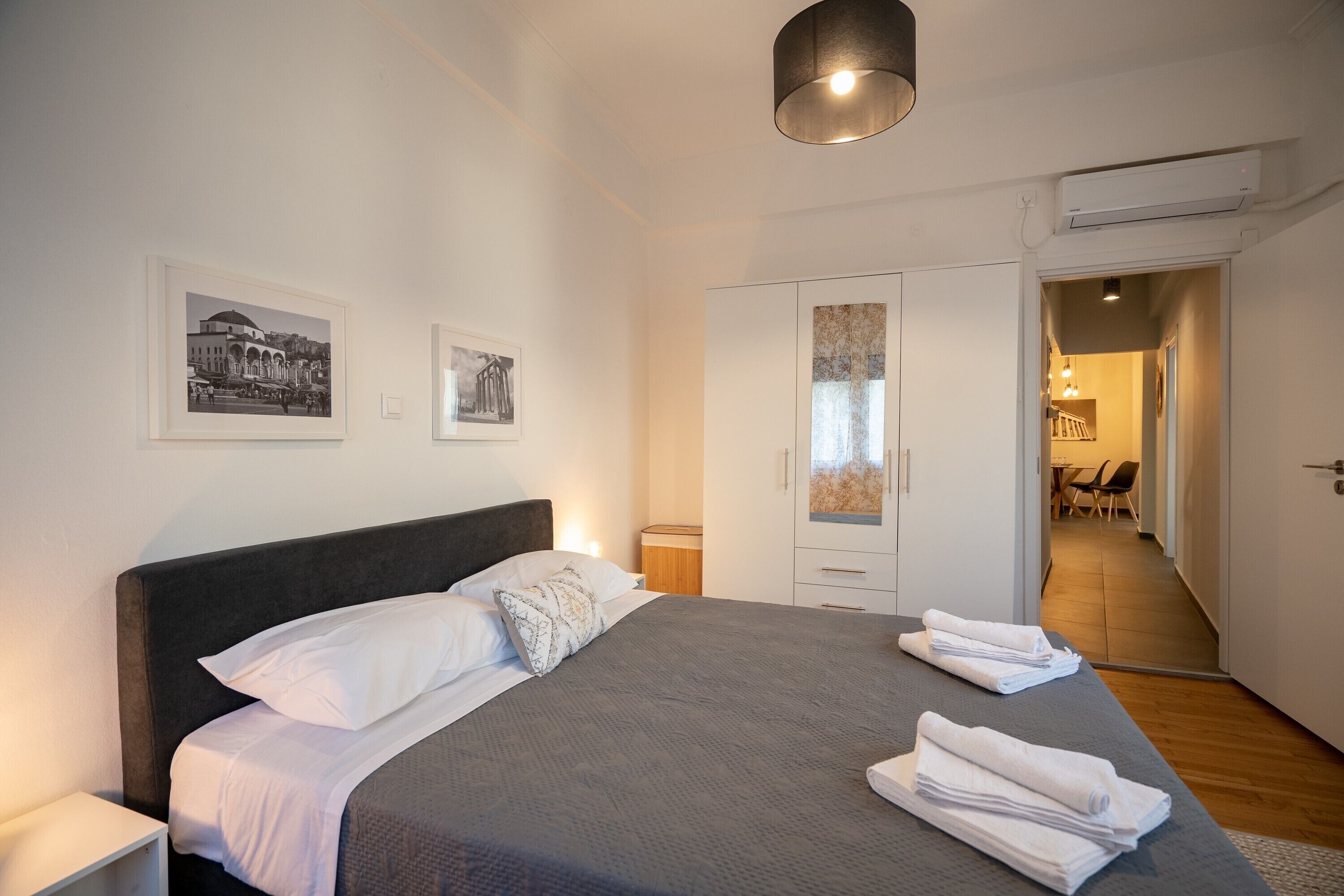 2 chambres, fer et planche à repasser, Wi-Fi gratuit, draps fournis