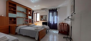 1 Schlafzimmer, kostenloses WLAN, Bettwäsche