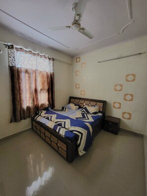 2 bedrooms, WiFi, bed sheets - Independent apartment in jaipur with all basic amenities  (Jaipur)