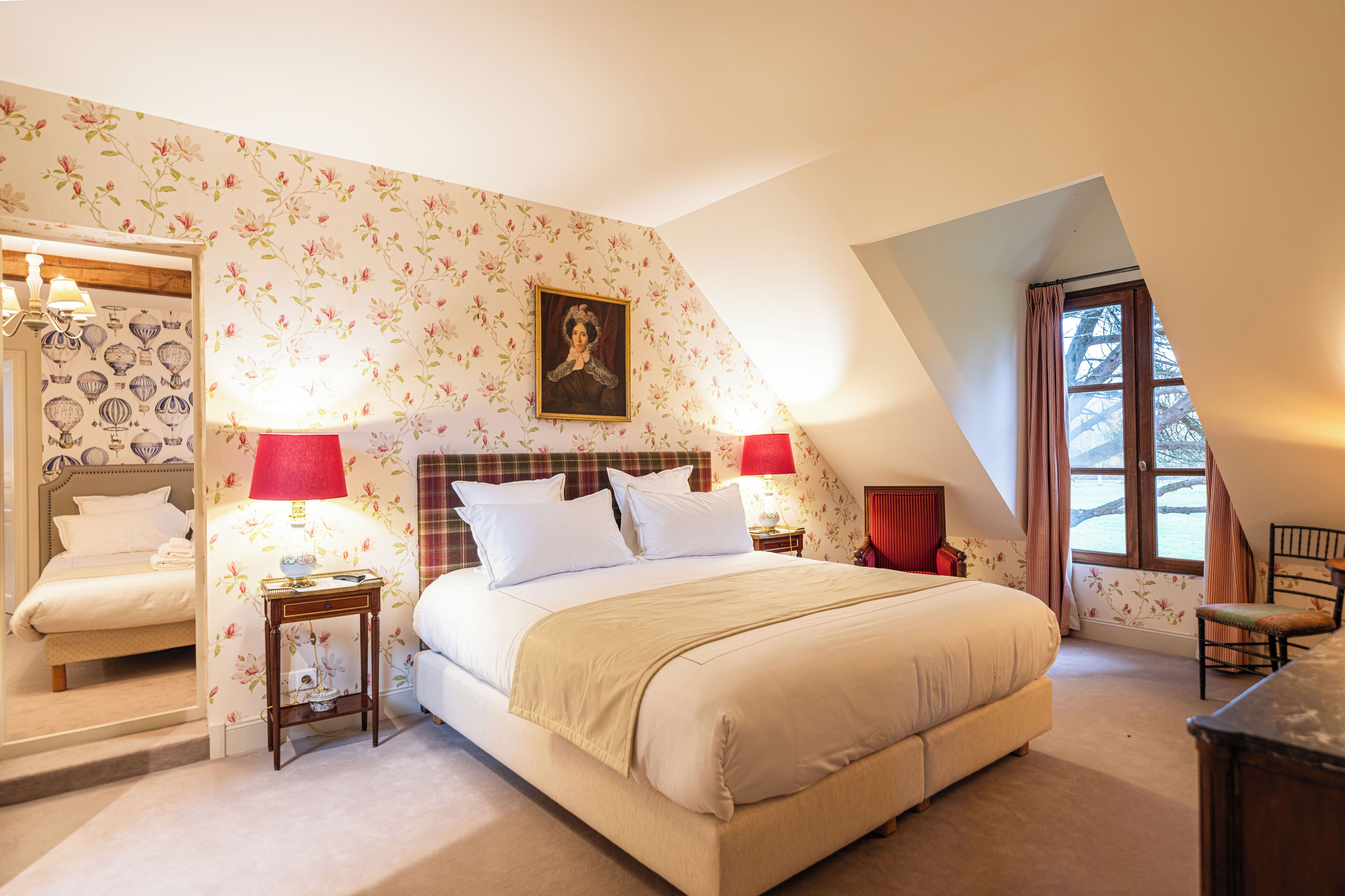 7 bedrooms, iron/ironing board, travel crib, free WiFi