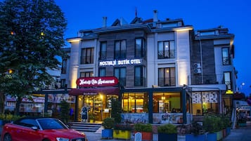 Fachada de la propiedad