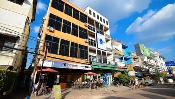 Bagian depan properti