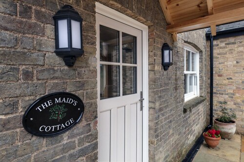 The Old Farmhouse & Maid's Cottage  · Perfect rural escape in Farmhouse & Cottage annex