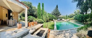 Piscine extérieure, piscine chauffée