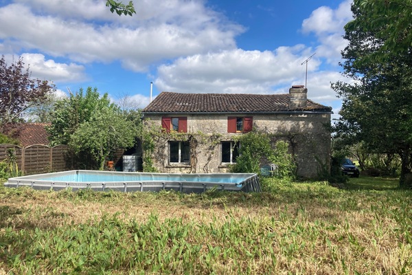 Piscine non contractuelle