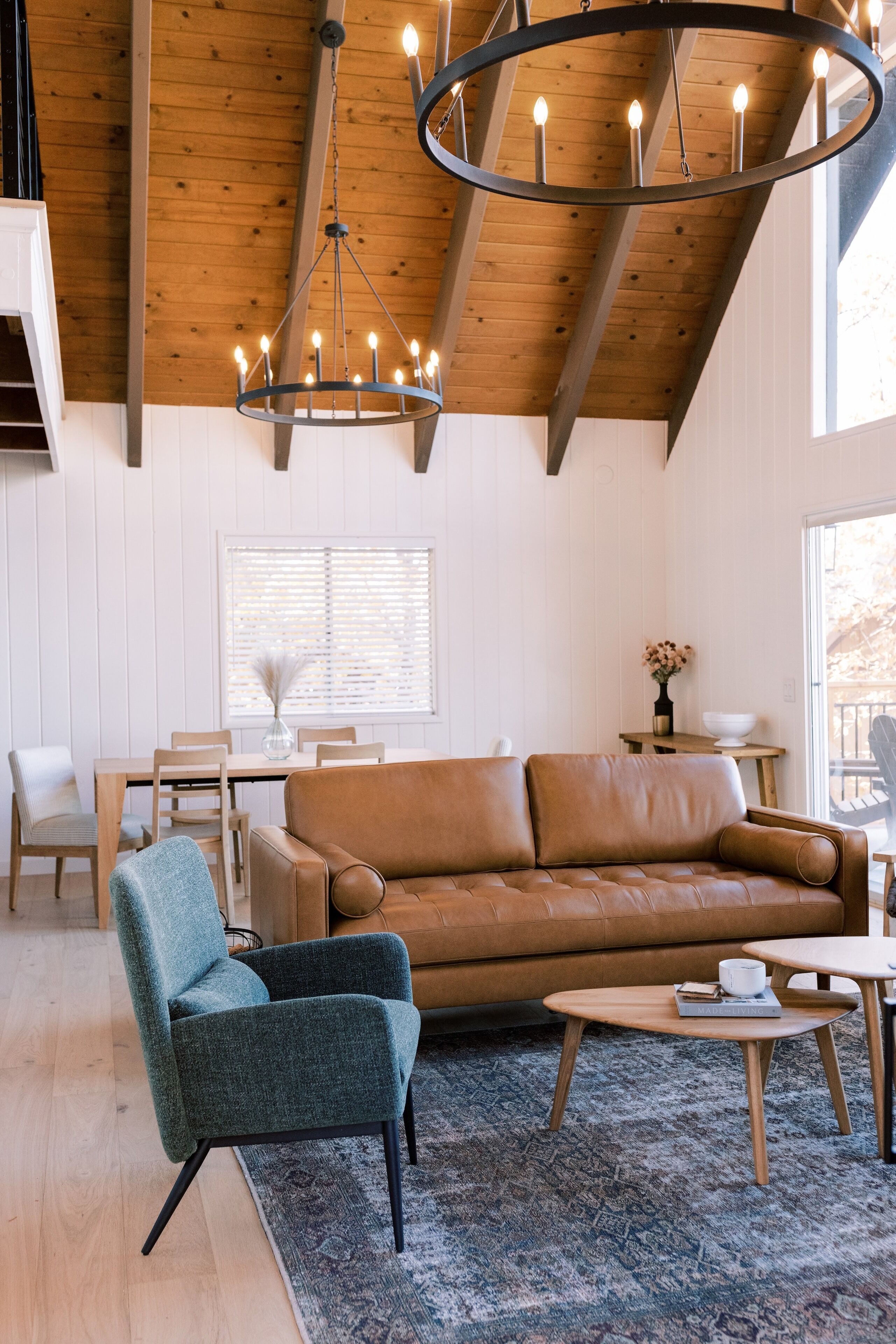 Modern twist on classic mountain retreat. Perfect for couples and families!