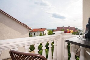 Property grounds - Two bedroom apartment for 3 person (Jadranovo)