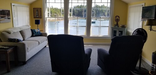 Cozy cottage overlooking beautiful Bunker's Harbor in Birch Harbor, ME