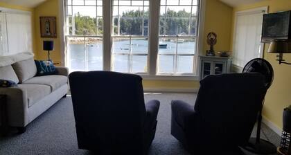 Cozy cottage overlooking beautiful Bunker's Harbor in Birch Harbor, ME