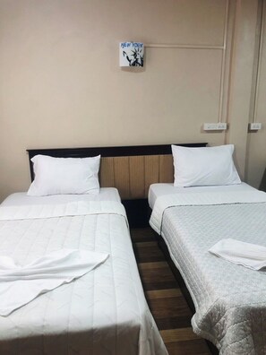 Basic-Zweibettzimmer