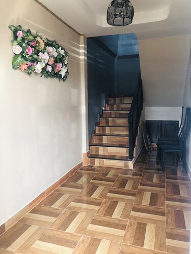 SS GUESTHOUSE