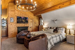 3 bedrooms, in-room safe, desk, iron/ironing board