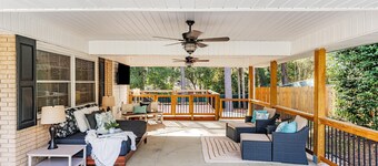 3 bedroom 2 bathroom home with fenced yard that allows pets. The sleeping arrangements are 3 queen beds.