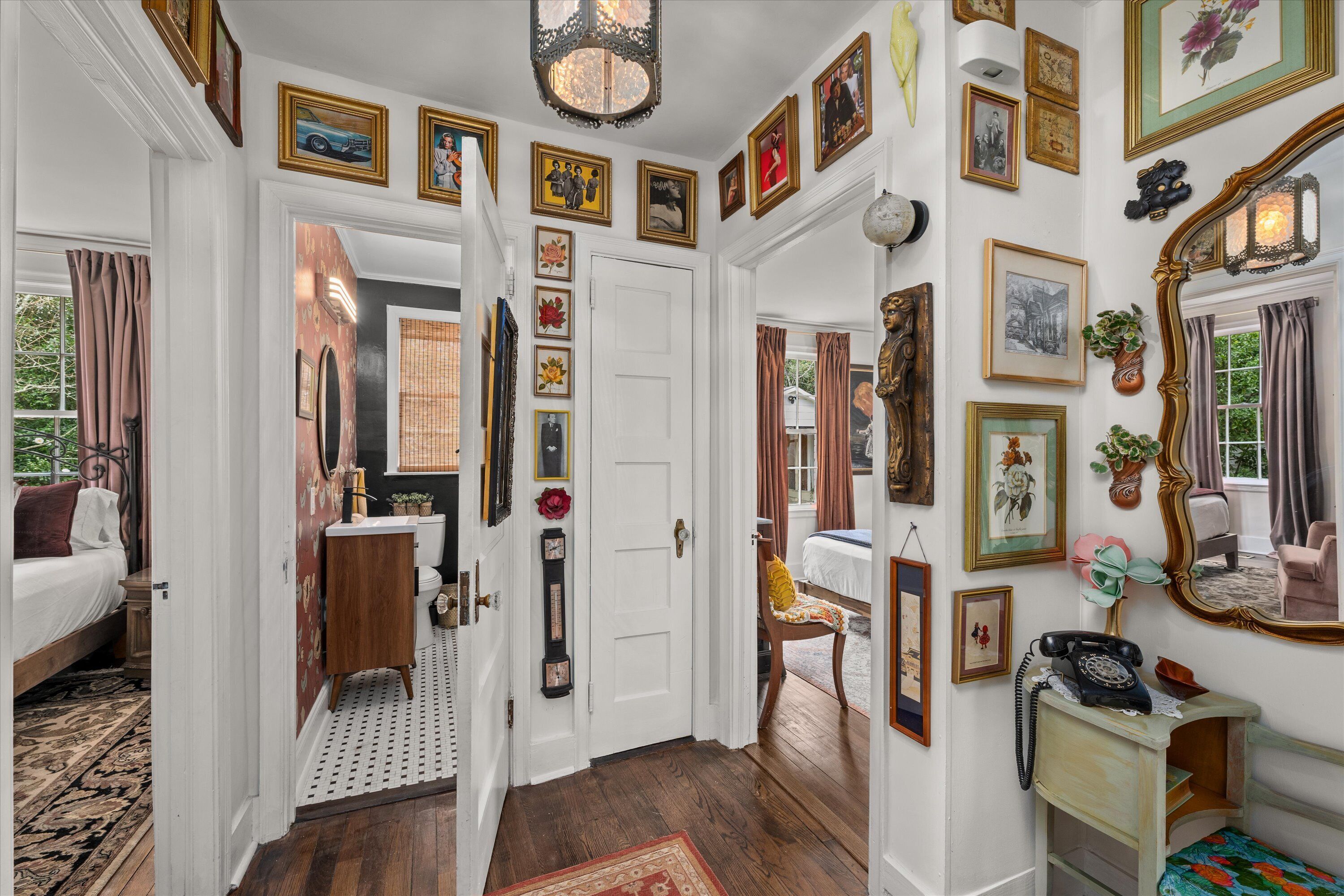 1 chambre, bureau, fer et planche à repasser, Wi-Fi gratuit