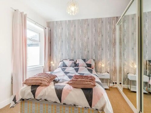 3 bedroom holiday cottage to rent
In withernsea east coast