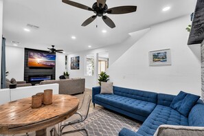 Smart-TV, Kamin