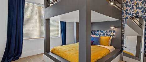 3 Schlafzimmer, Bügeleisen/Bügelbrett, Reisekinderbett, WLAN