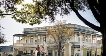 Tranquil retreat in Martinborough, a 1 bedroom cottage set next to olive grove.