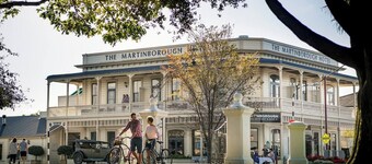 Tranquil retreat in Martinborough, a 1 bedroom cottage set next to olive grove.